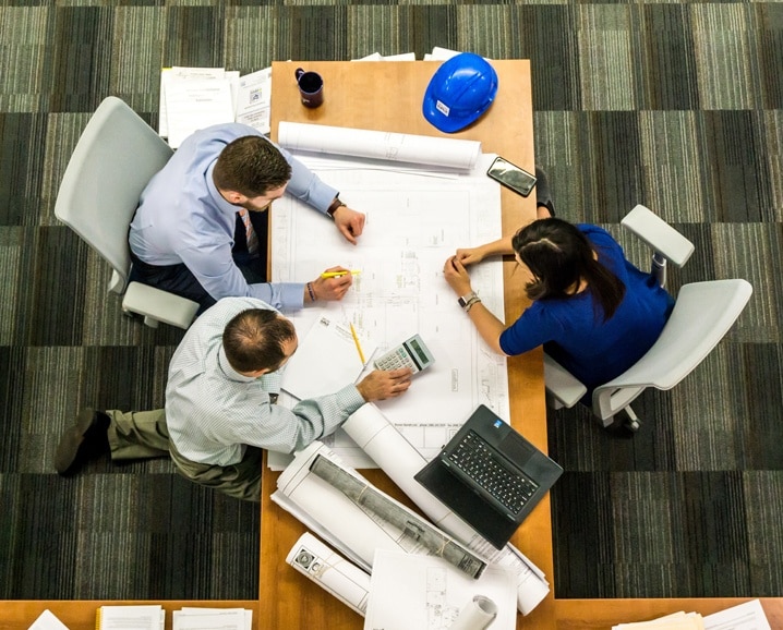 social-leads-agency-team-work